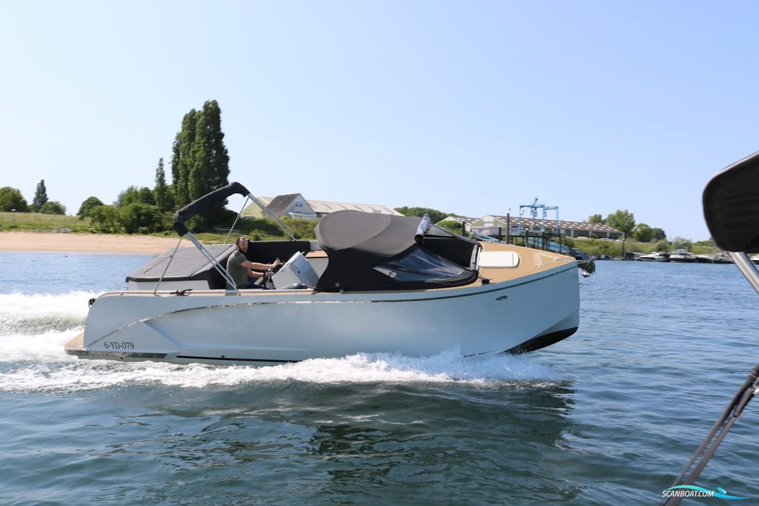 Maxima 840 Motorboot 2020, mit Honda motor, Niederlande