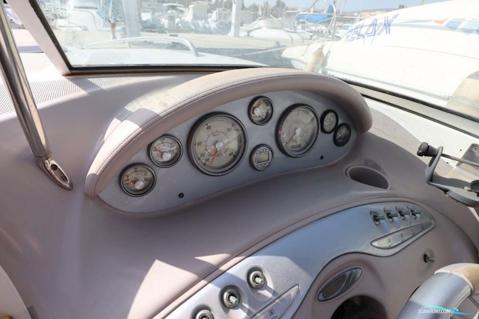 Maxum 2100sc