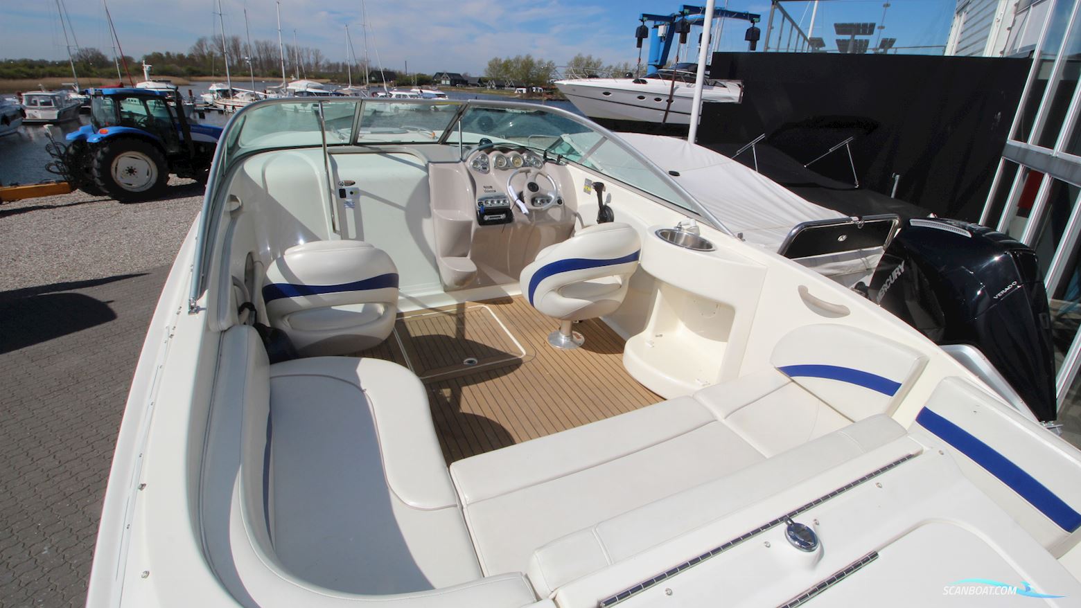 Maxum 2400 SC