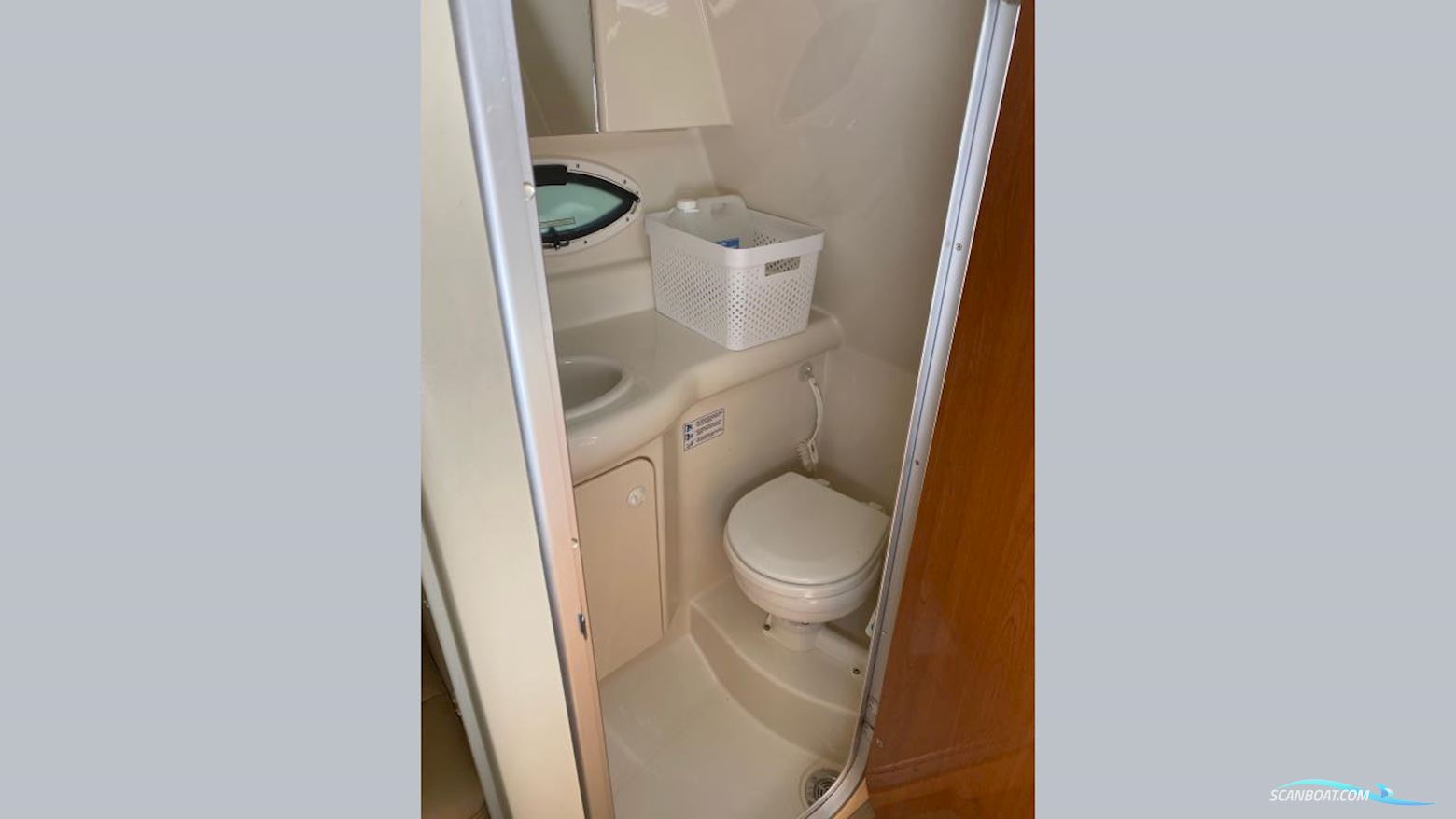 Maxum 2400 SC