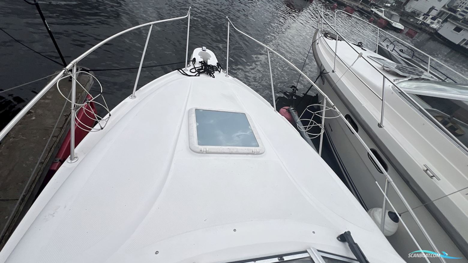 Maxum 2400 SC