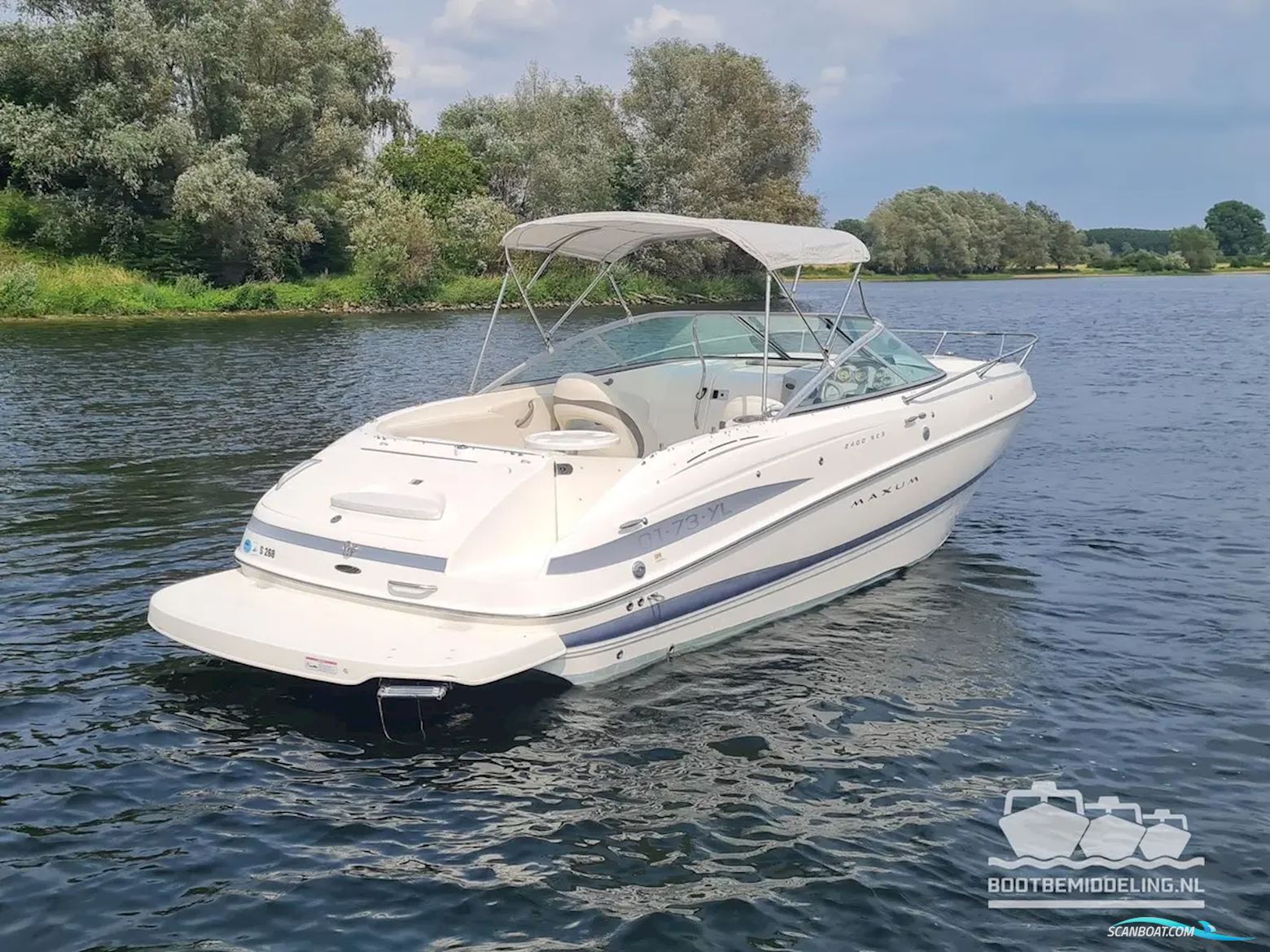 Maxum 2400 SC3, inclusief trailer