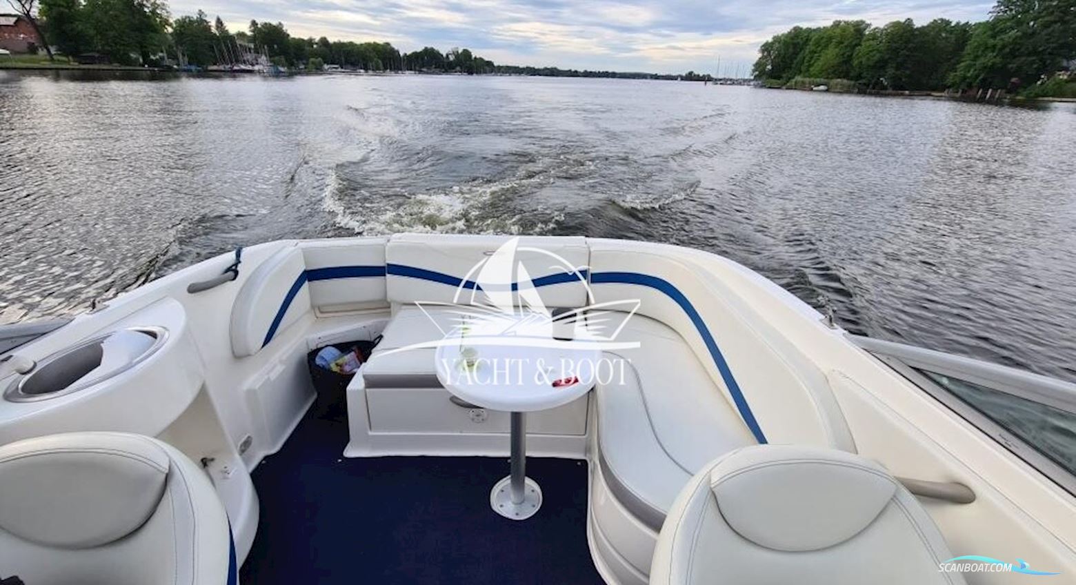 Maxum 2400 SC3