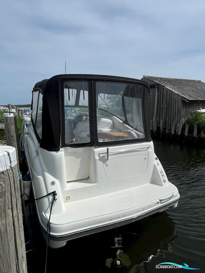 Maxum 2700 Scr