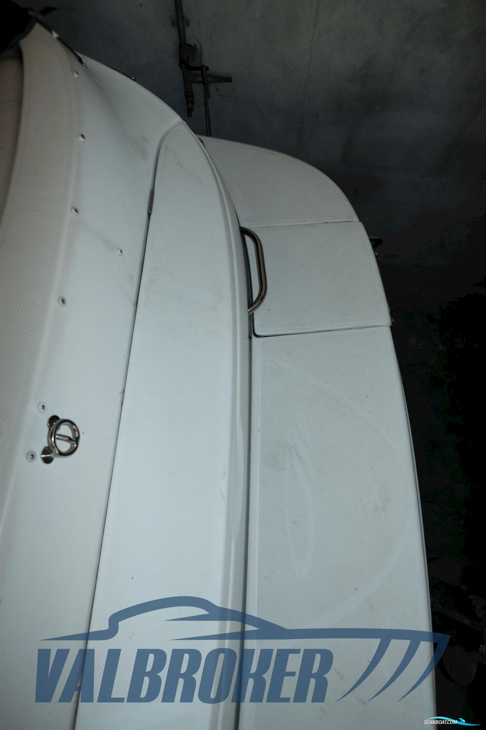 Maxum Marine 2300 SC