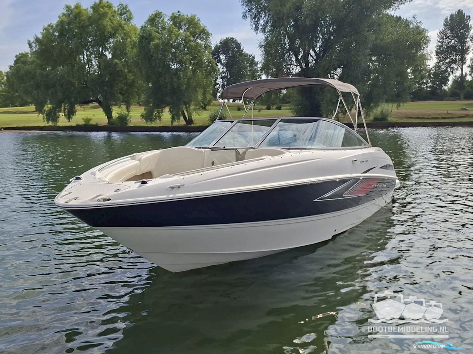 Maxum SR3