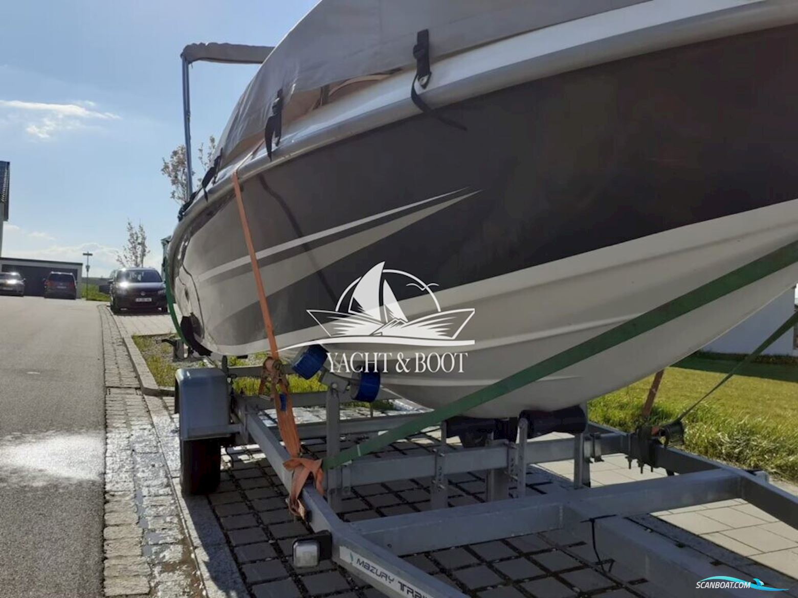 Mazury M525 Open