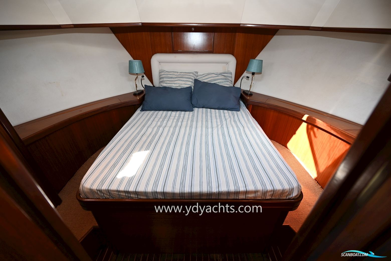 MENORQUIN 120 Trawler