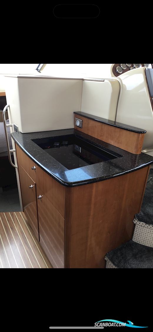 Meridian 341 Sedan Flybridge