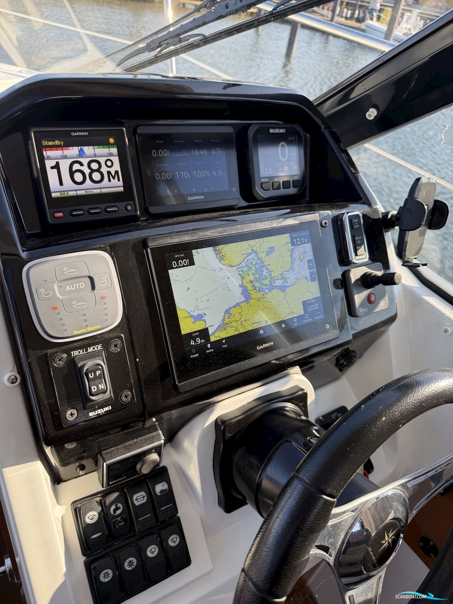 Merry Fisher 695 Med 175 hk