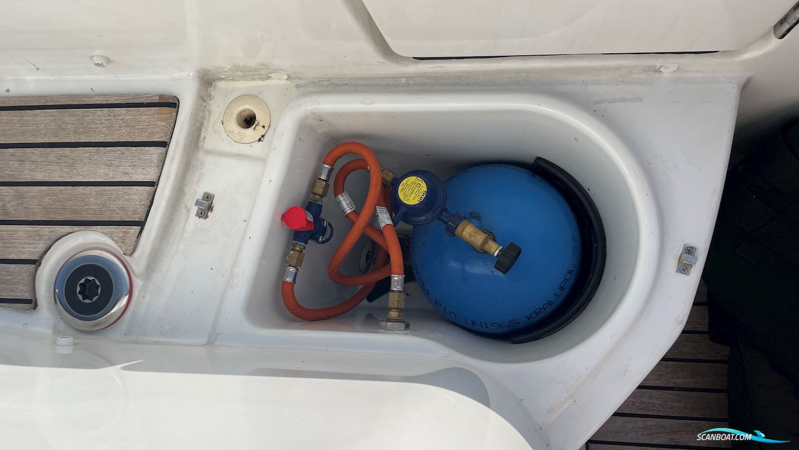 Merry Fisher 895 Offshore