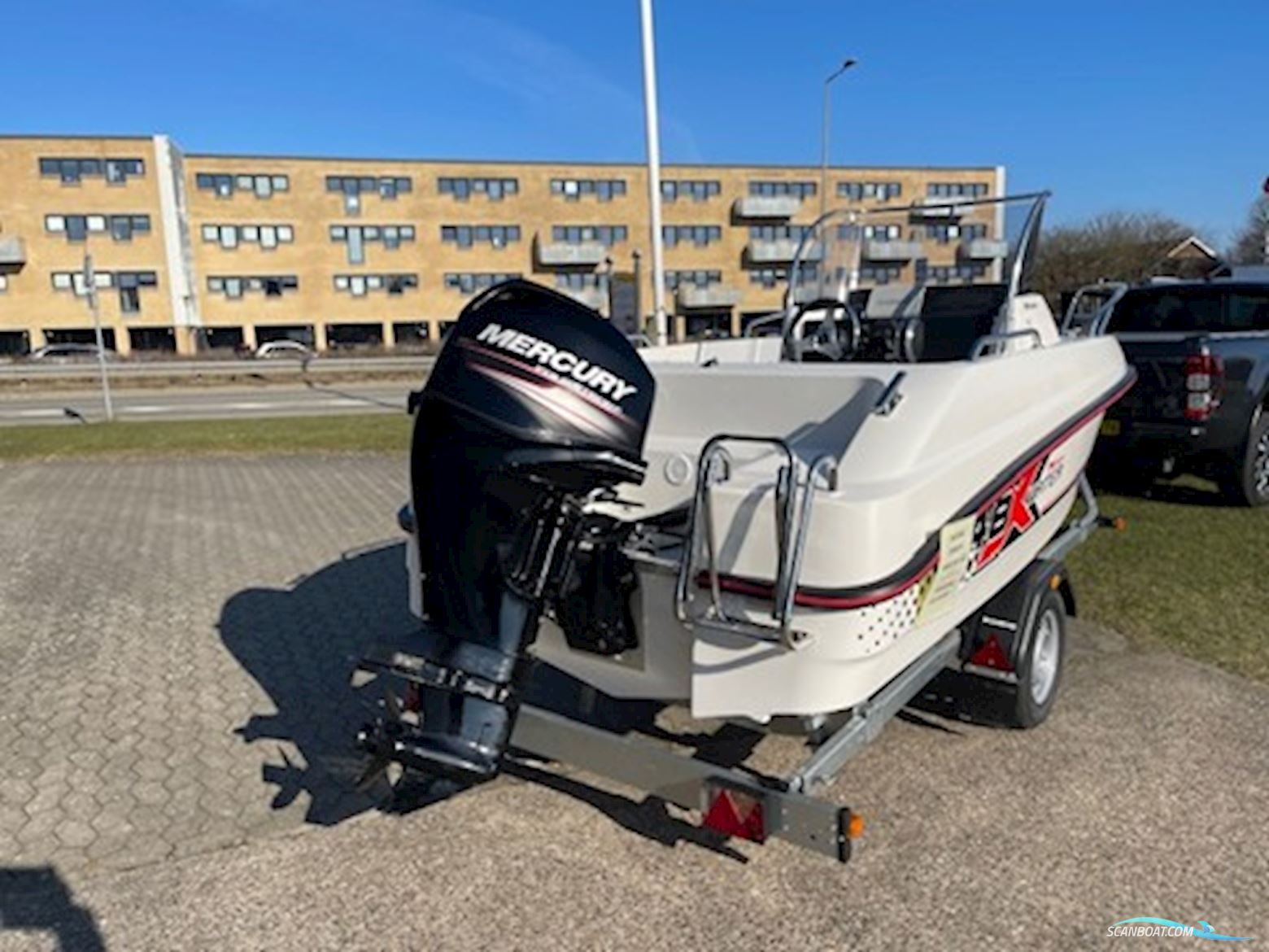 Micore XW 48 med Mercury F50 EFI ELPT