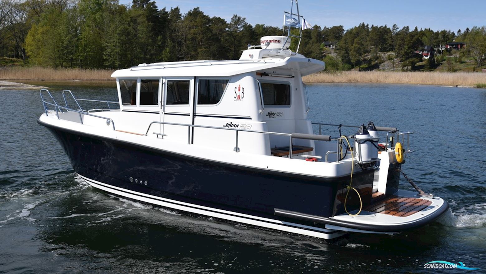 Minor Offshore 28