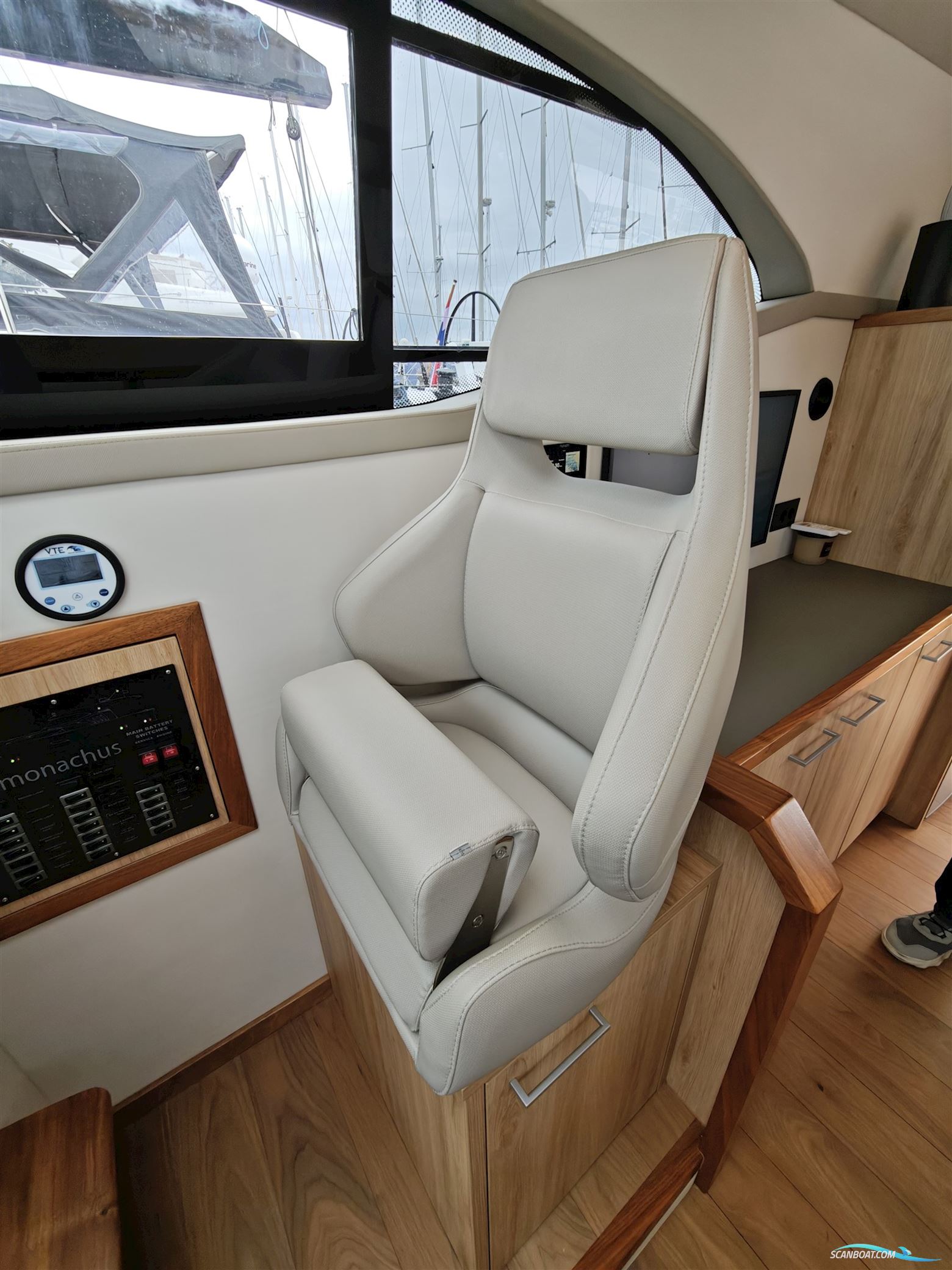 Monachus Yachts Monachus 47 RC