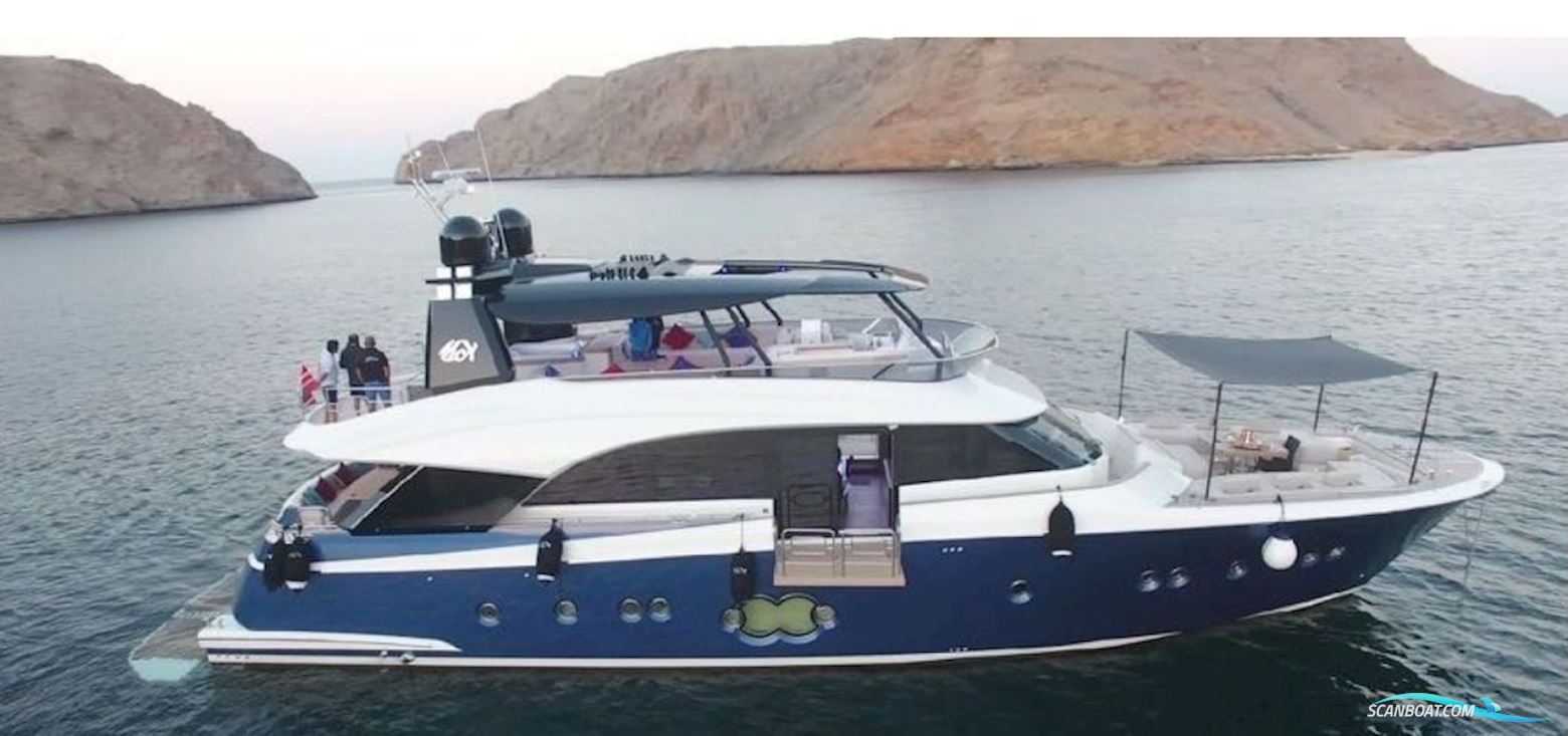 Montecarlo Yacht 86 Flybridge Motorboot 2017, mit Man motor, Niederlande