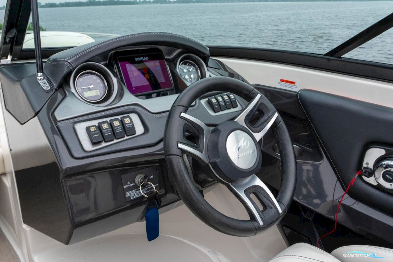 Monterey  238 Super Sport