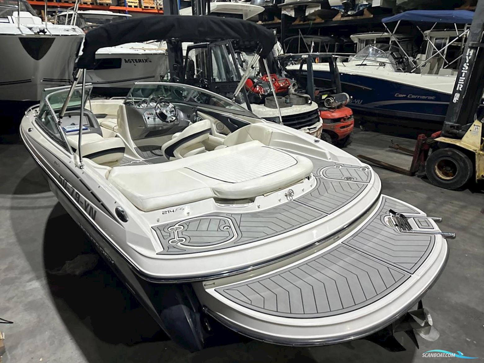 Monterey 214FS Bowrider