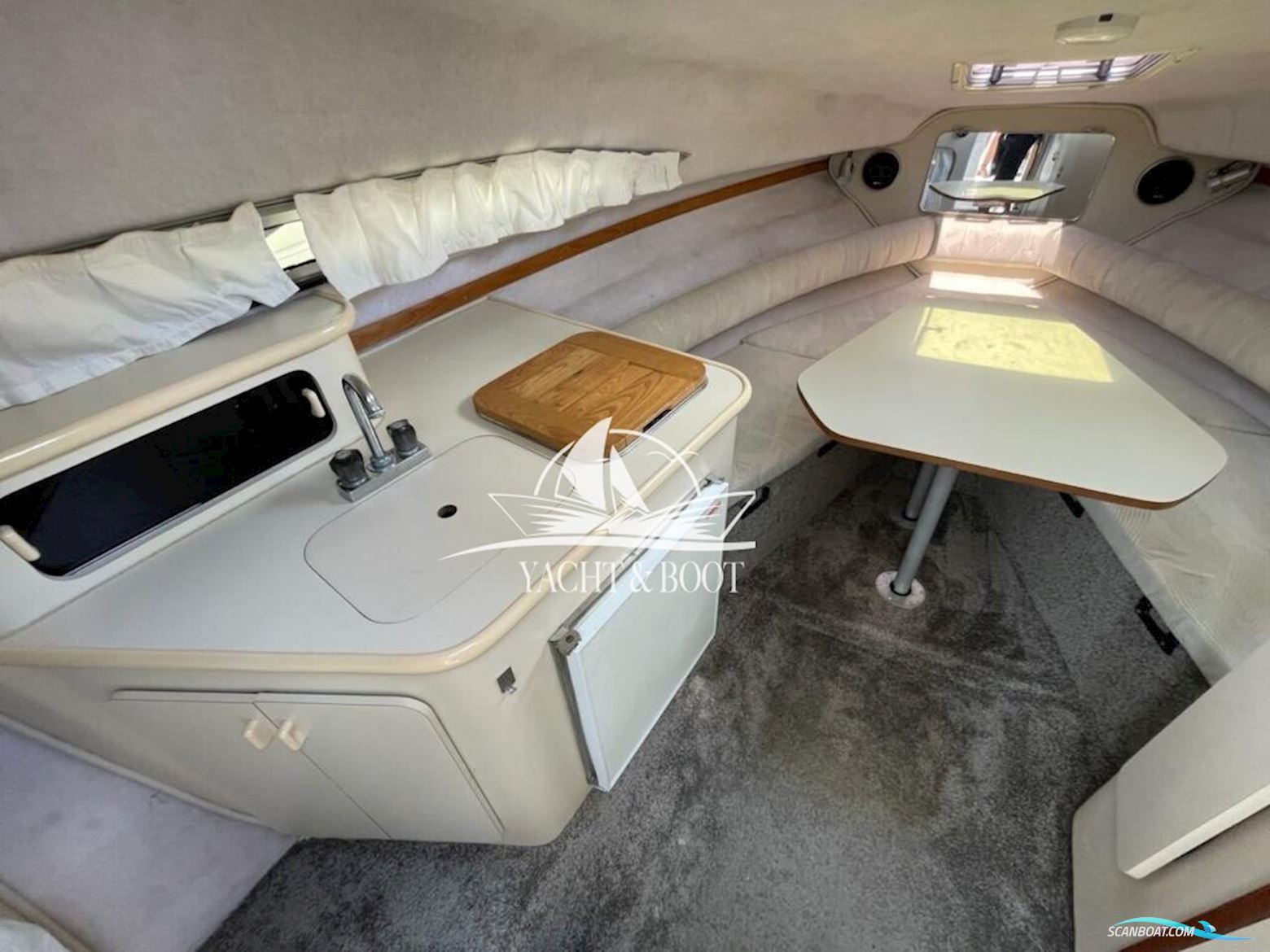 Monterey 250 Cruiser