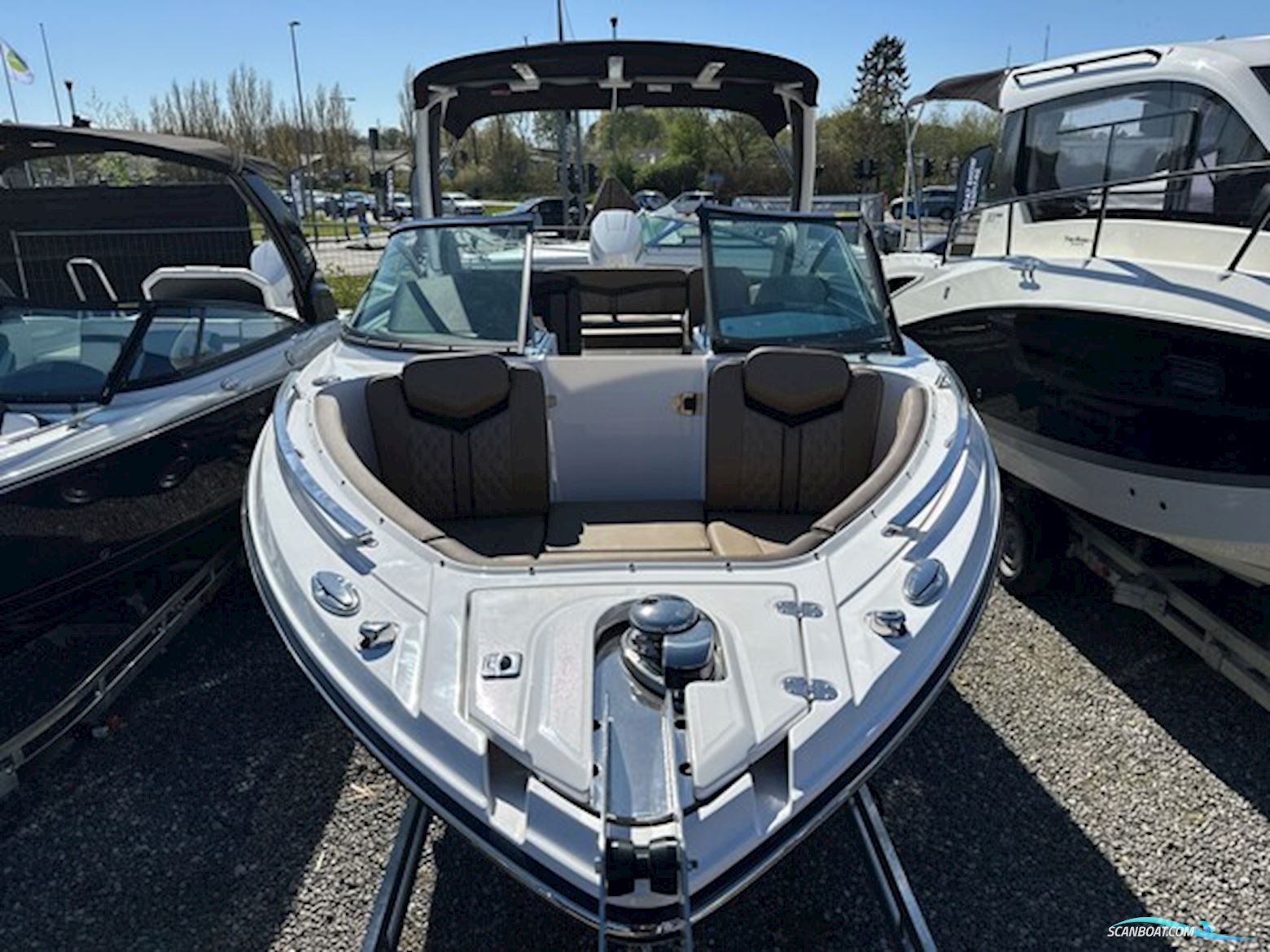 Monterey 255 SS, Mercury F350 V10