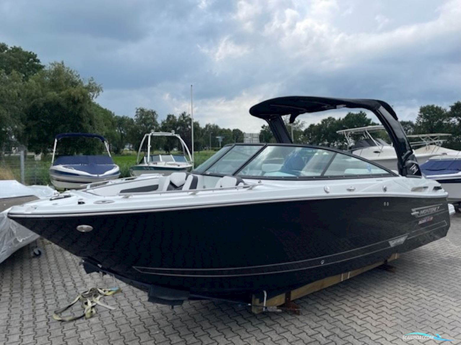 Monterey 258 SS Bowrider Motorboot 2025, mit Mercruiser 300 pk 6.2 V8 Bravo 3 motor, Niederlande