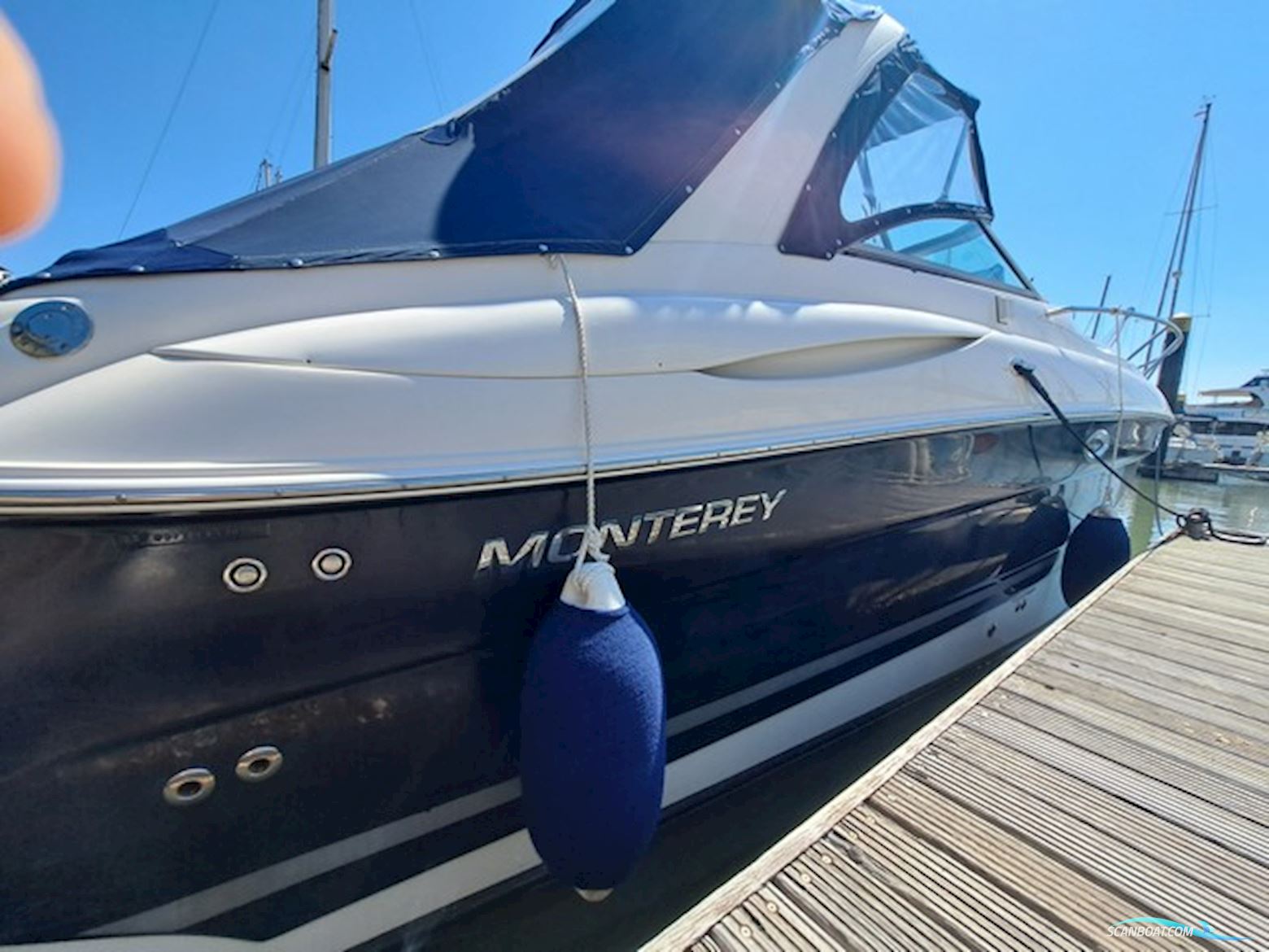 Monterey 265