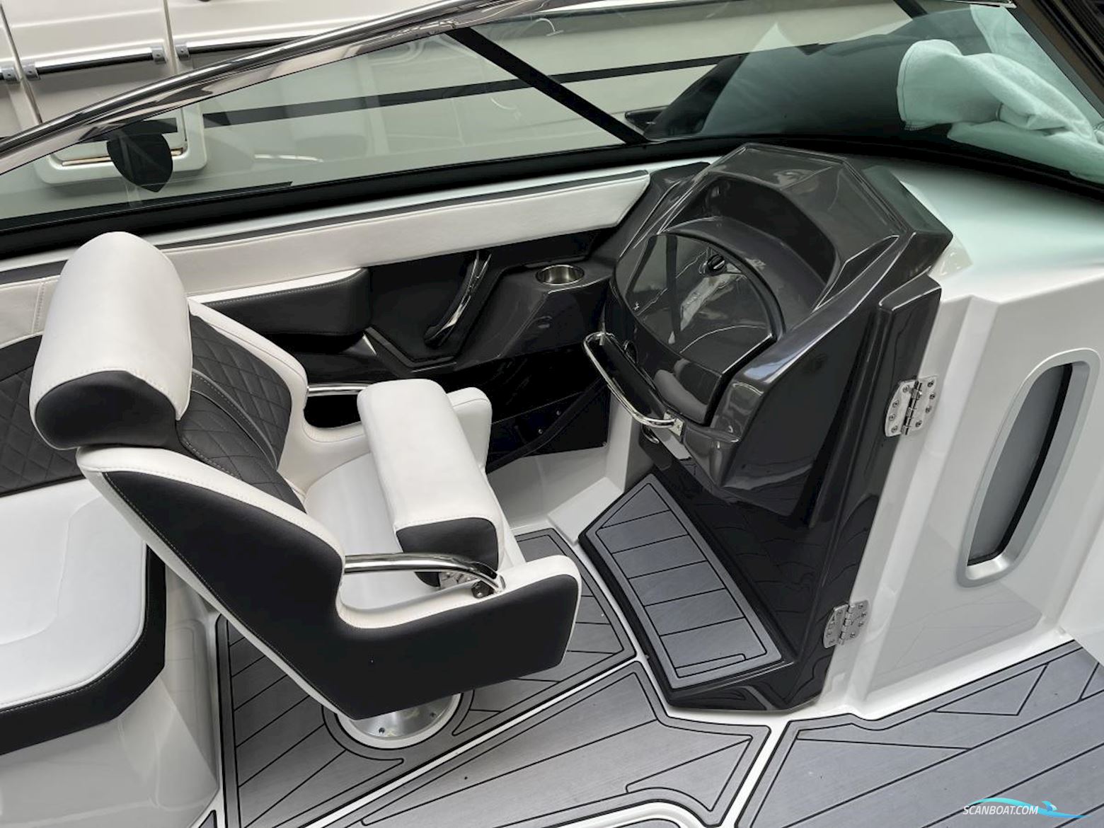 Monterey 278 Super Sport direct leverbaar!