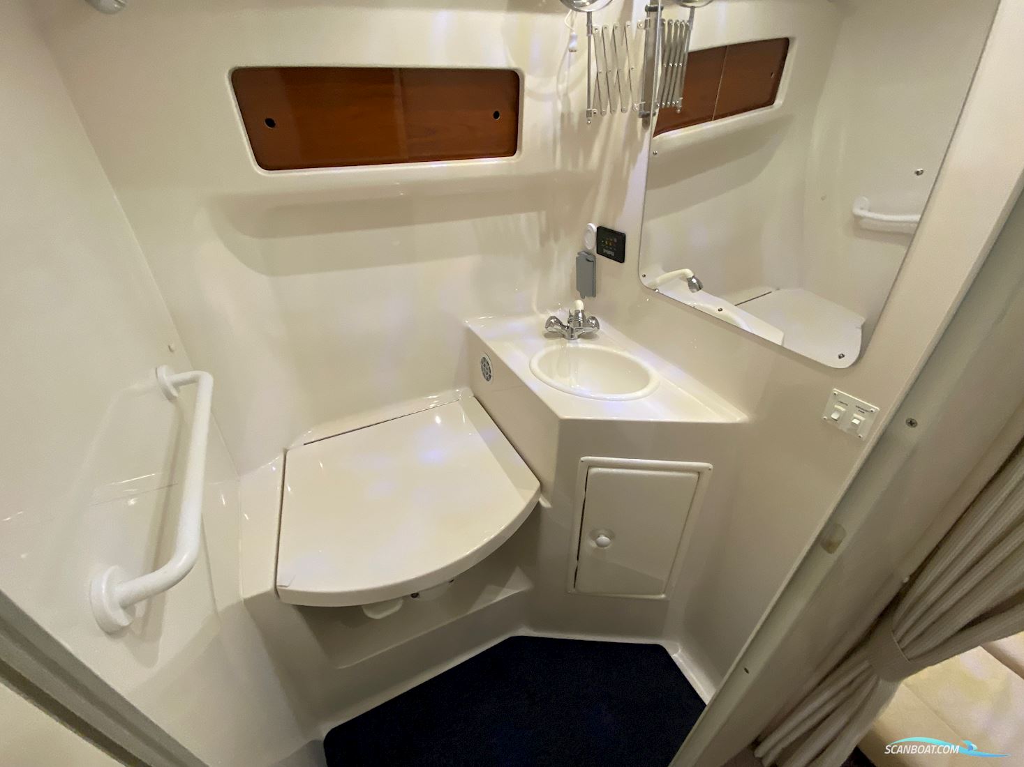 Monterey 282 Cruiser