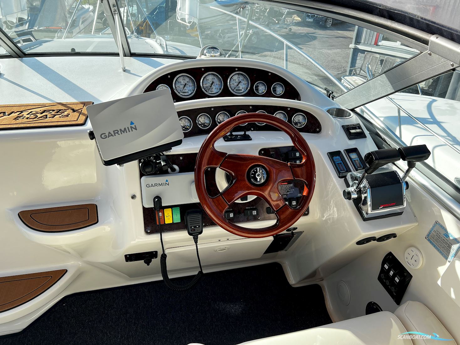 Monterey 282 Cruiser