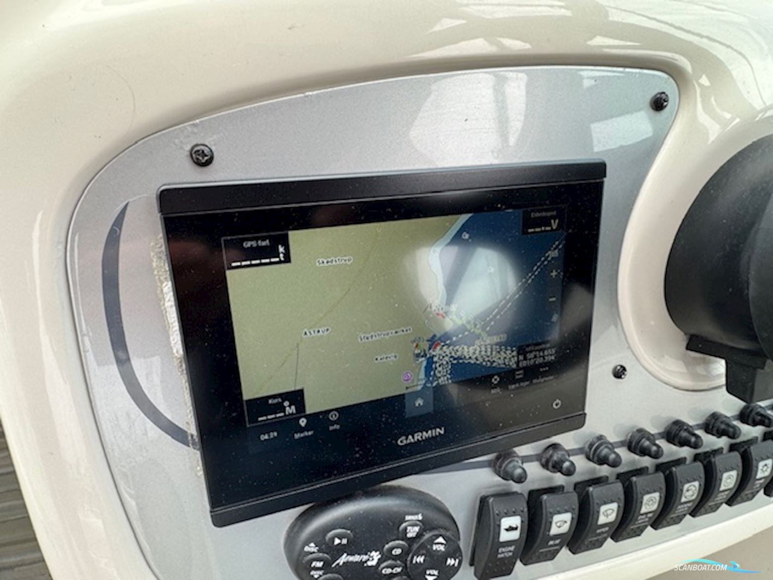 Monterey 298 Ssc Super Sport. Billig Båd.