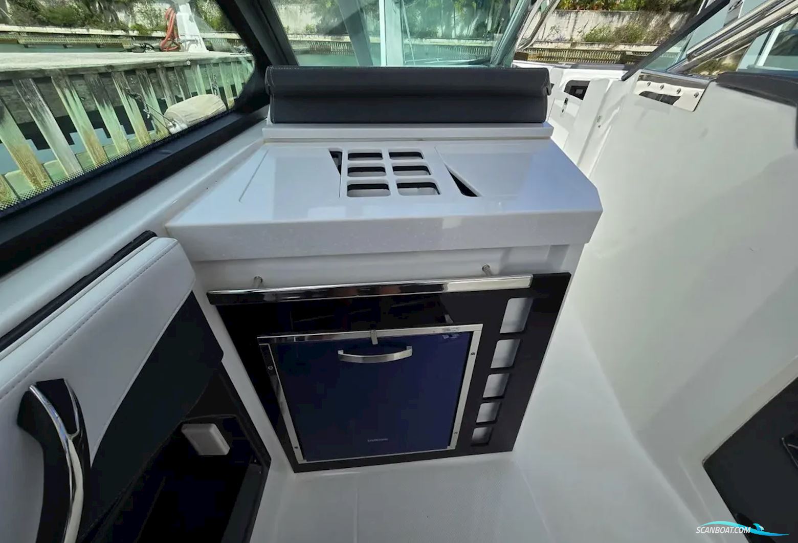 Monterey 378 Super Express