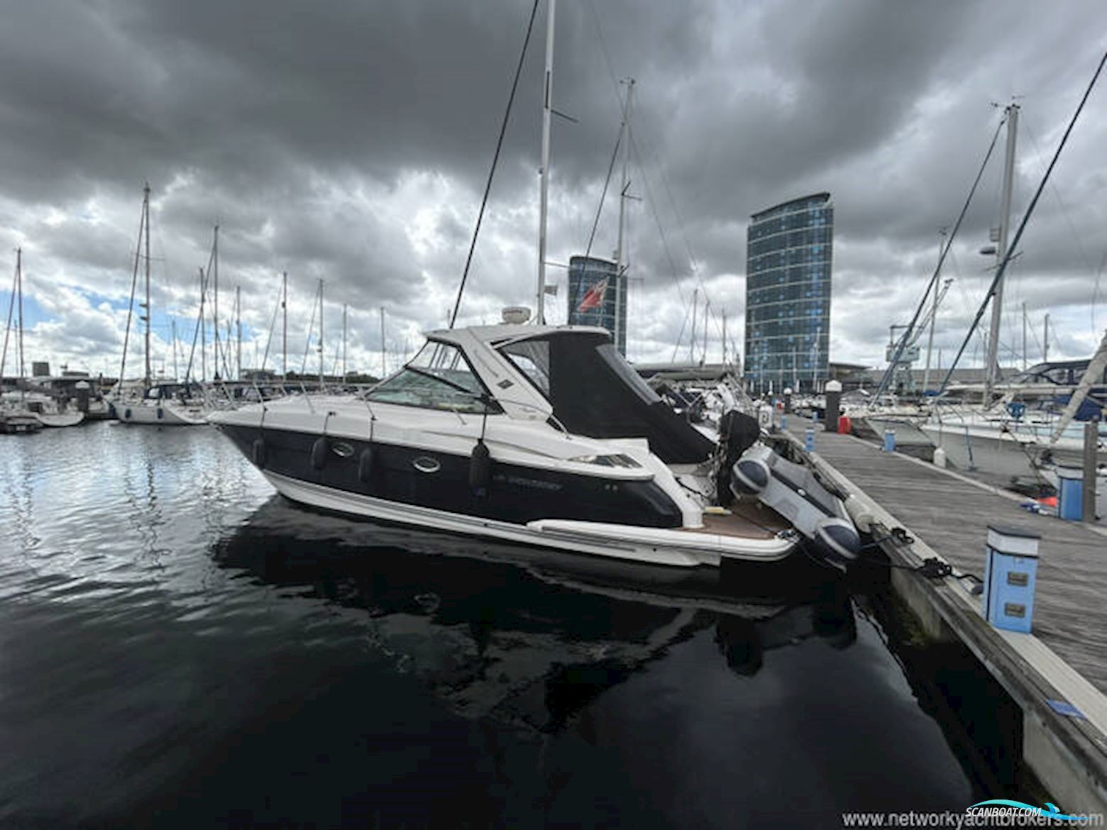 Monterey 415 Sports Yacht