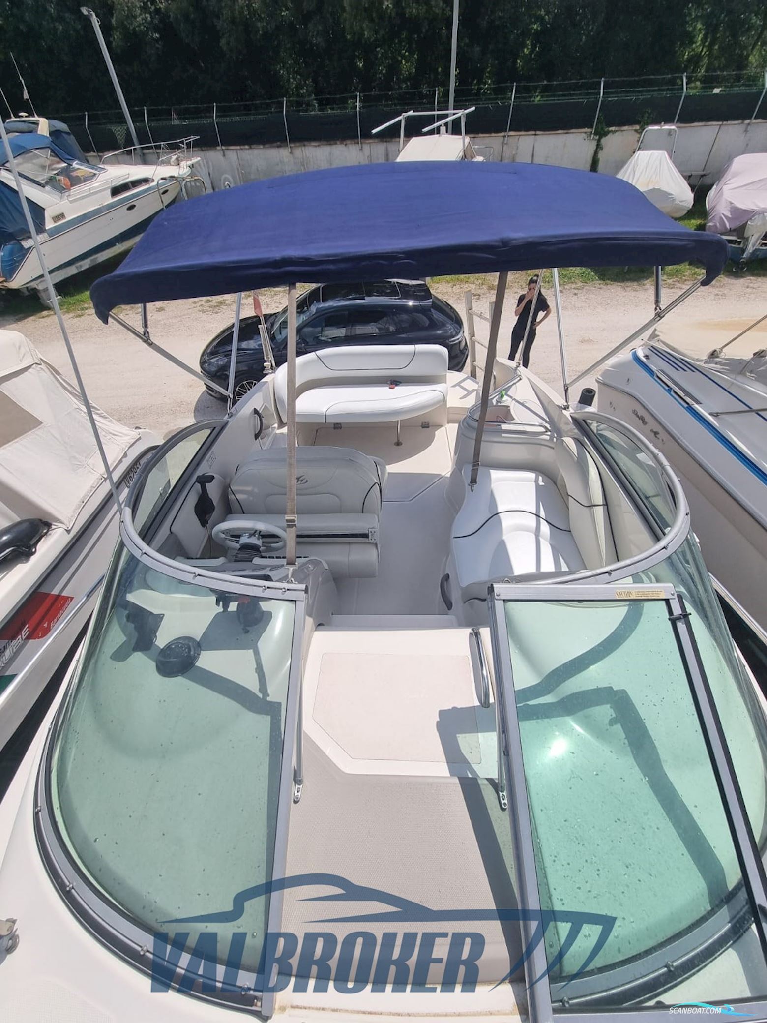 Monterey Boats 245 CR