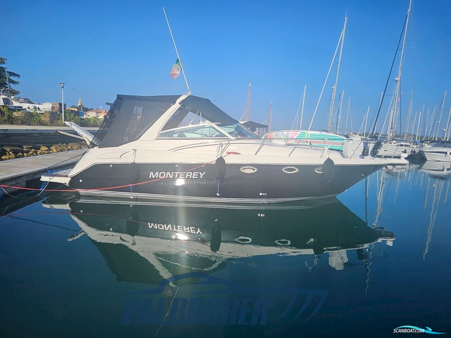 Monterey Boats 322 Cruiser Motorboot 2001, mit Volvo Penta 5. 7 V8 motor, Italien