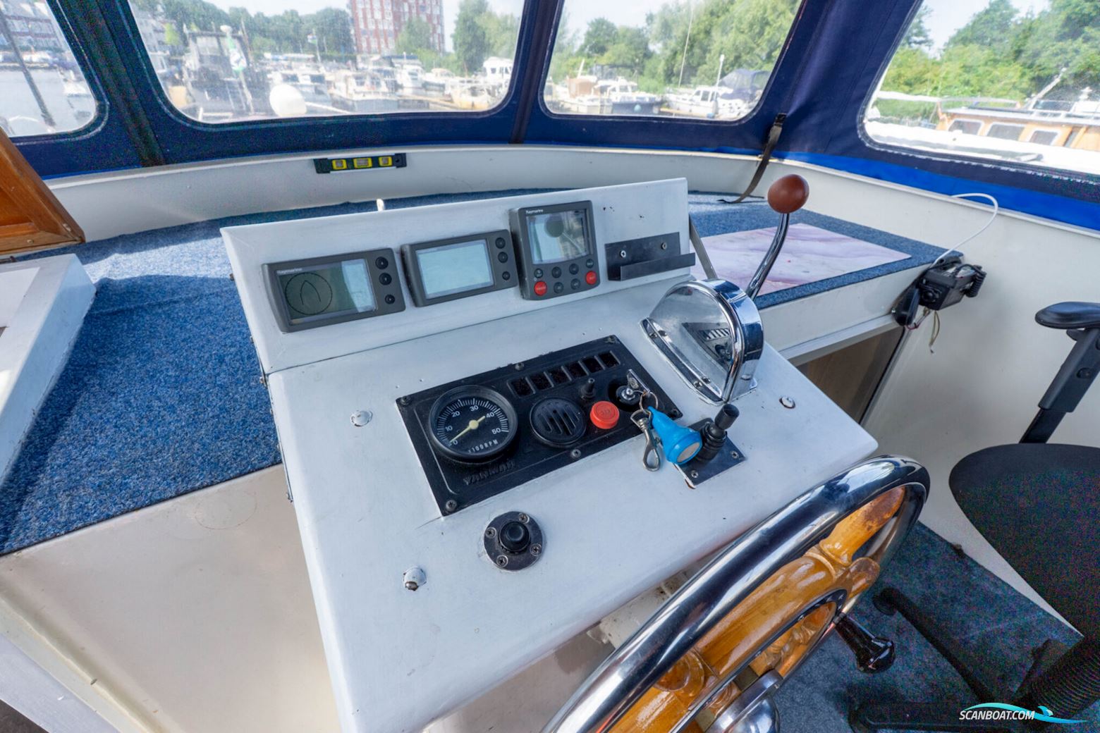 Monty Bank Kotter 38 AK Cabrio