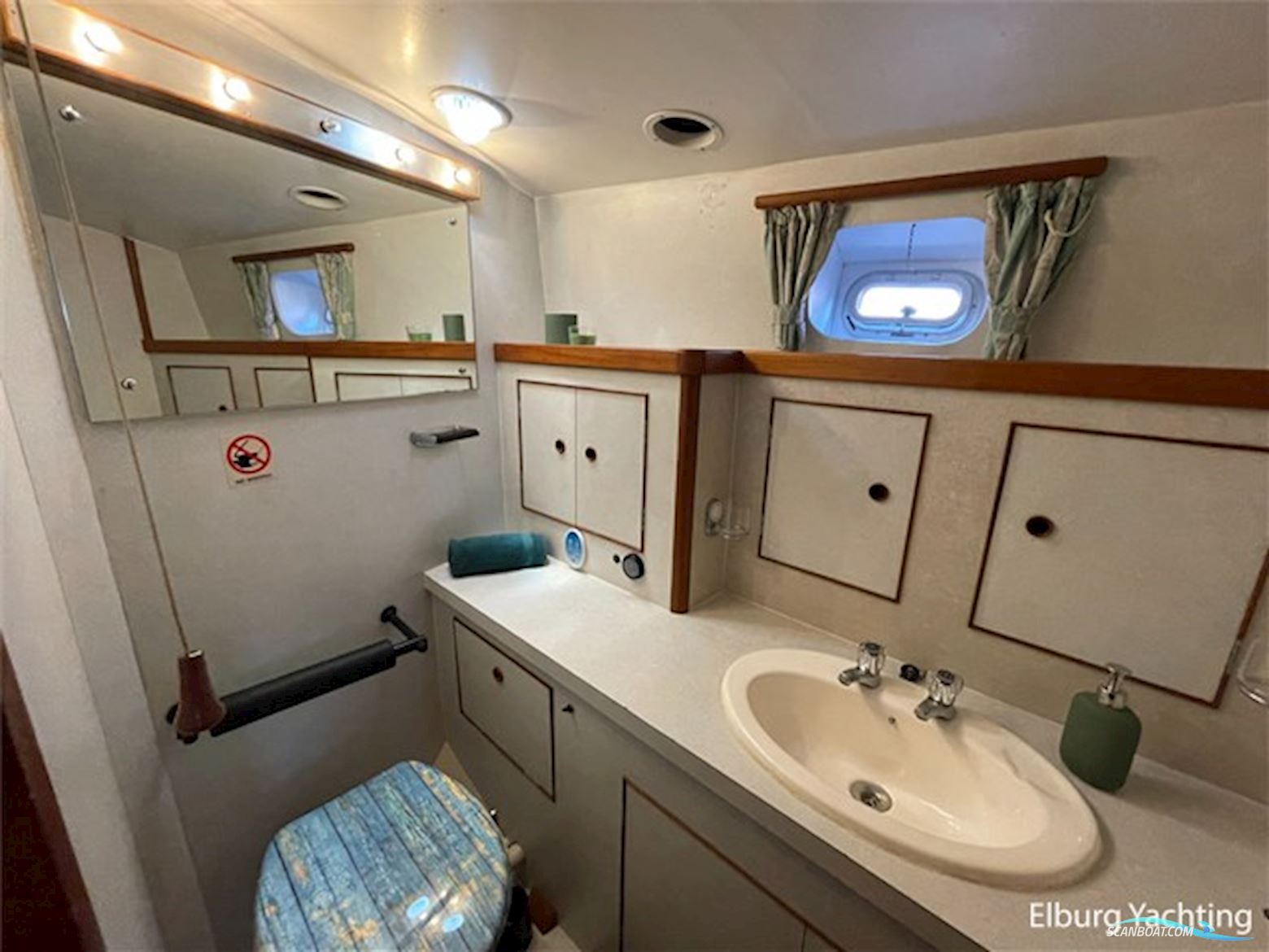 Moody Trawler 50 - Stabilizers 