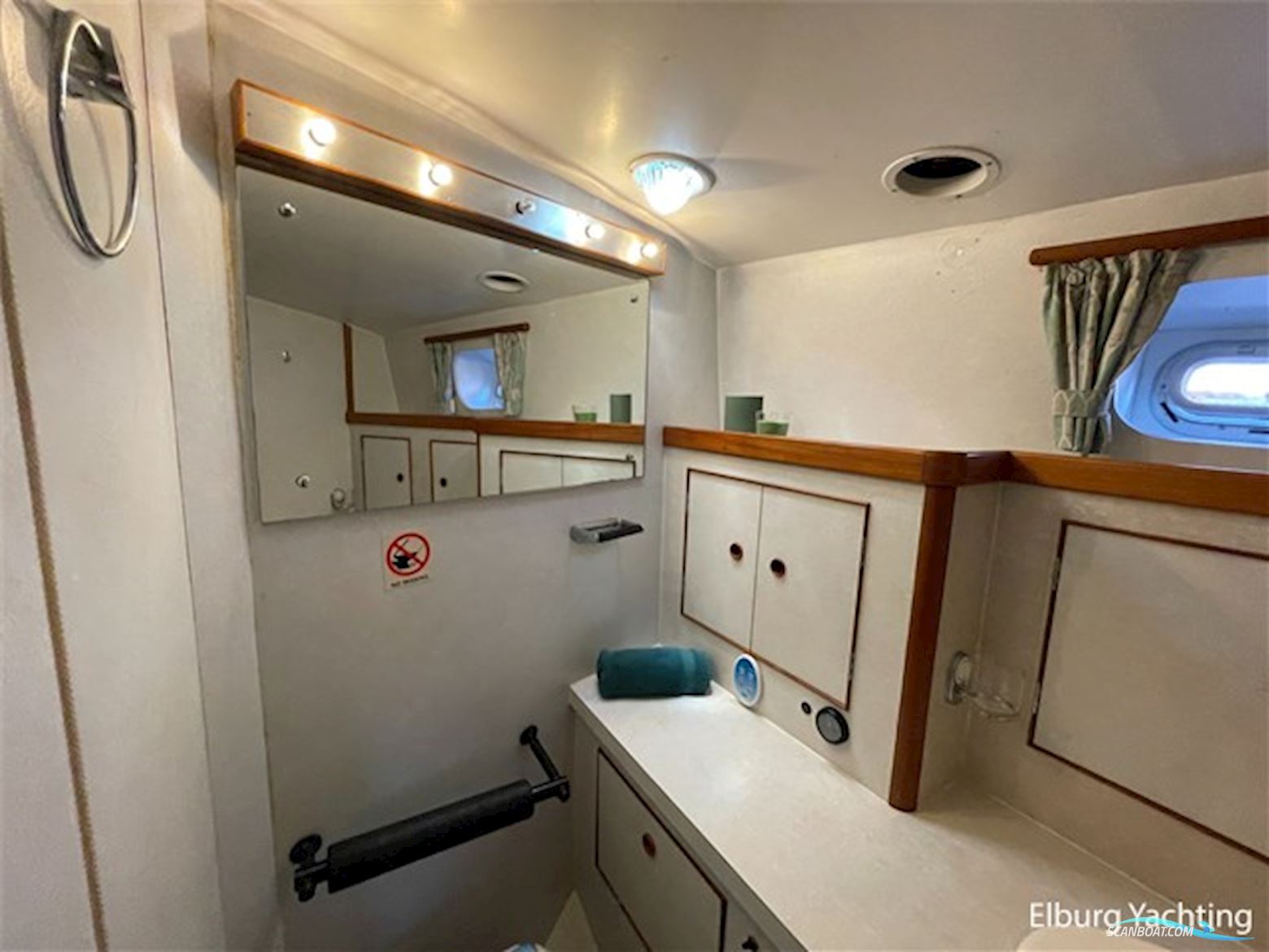 Moody Trawler 50 - Stabilizers 