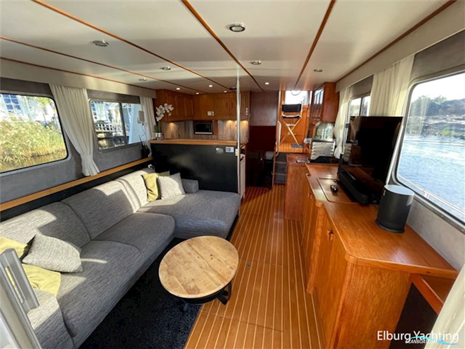 Moody Trawler 50 - Stabilizers