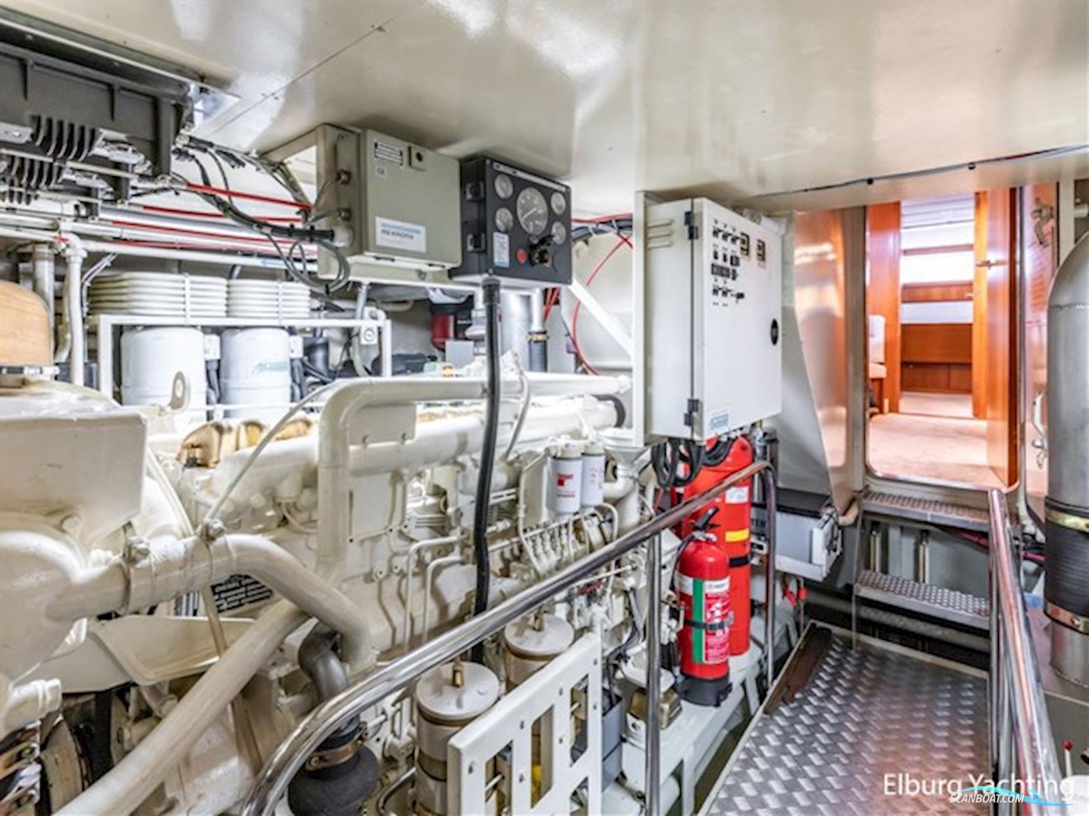 Moonen 68 - Flybridge 