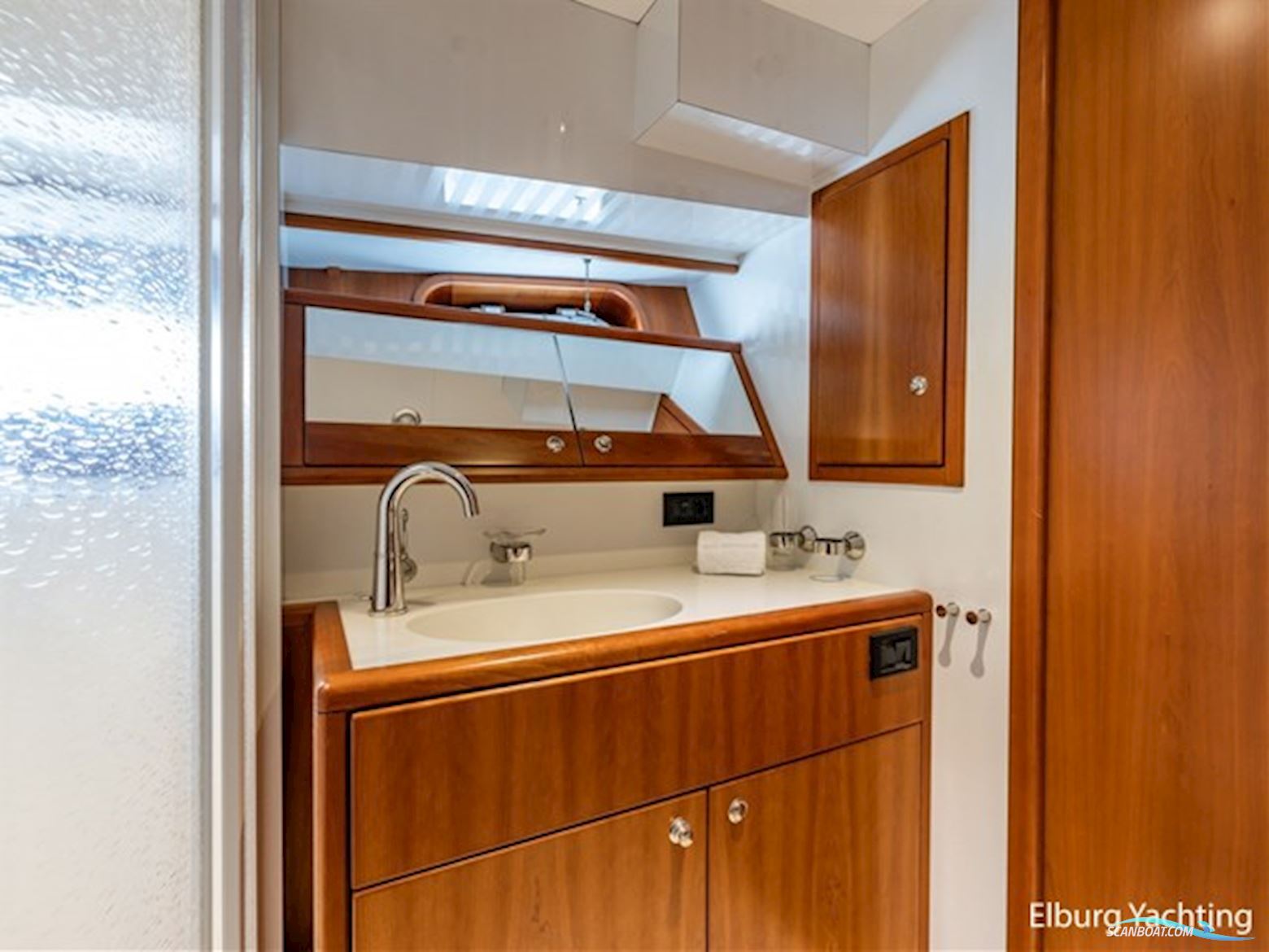 Moonen 68 - Flybridge