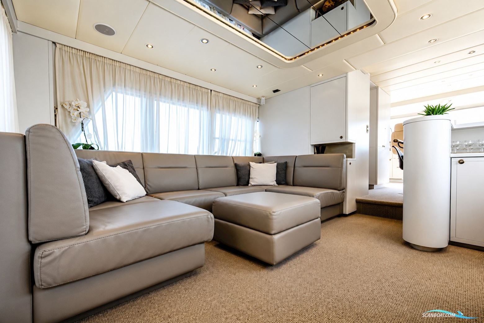 Moonen 68 Flybridge