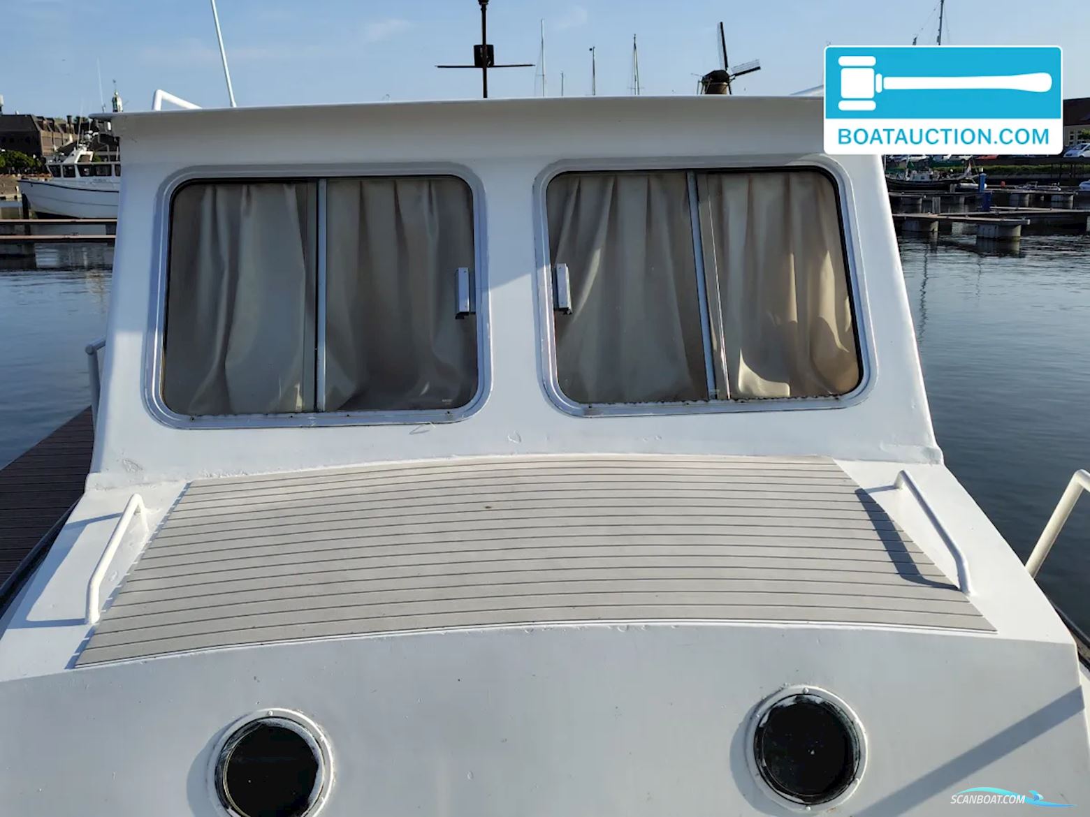 Motorboat 1050