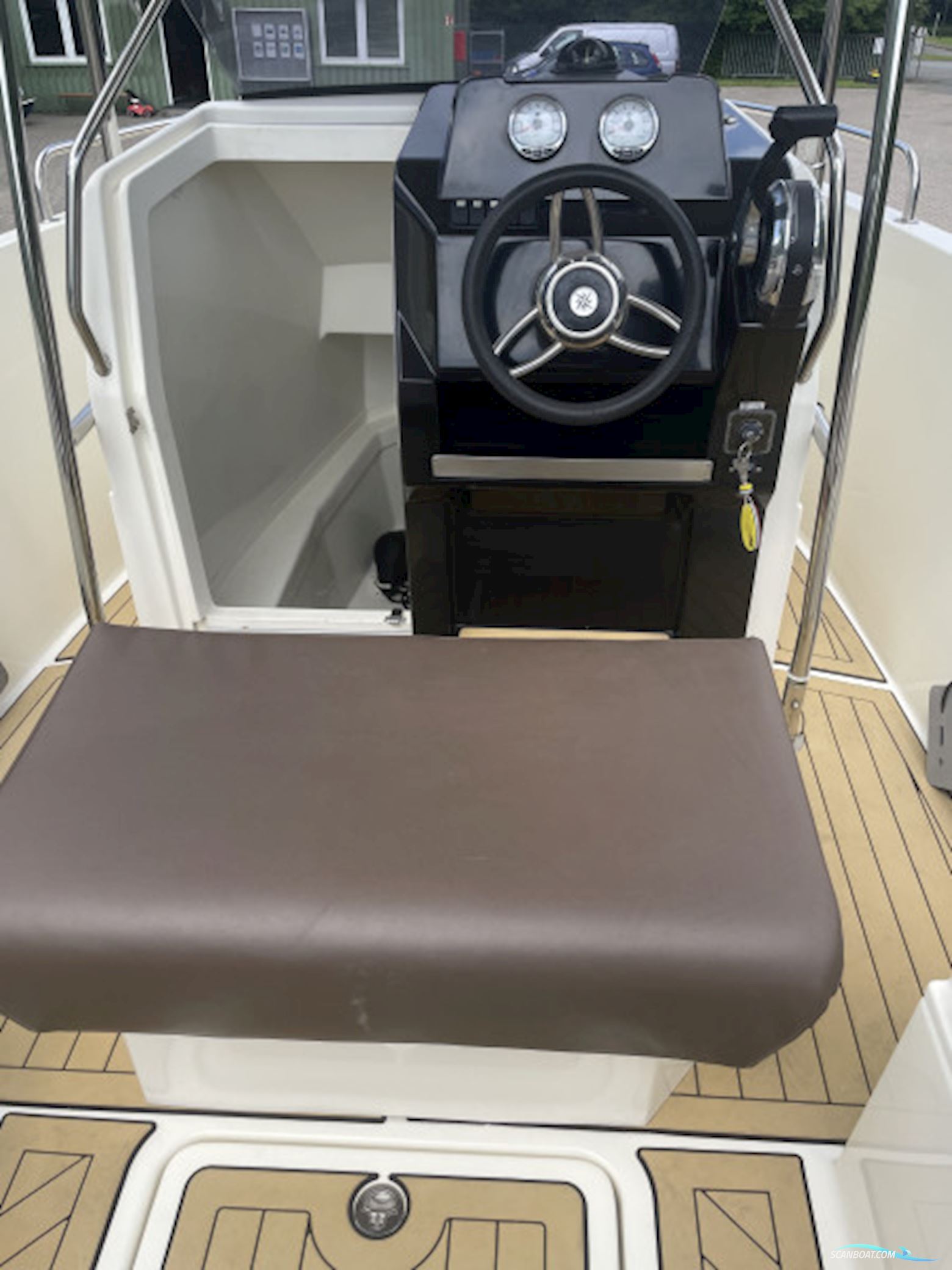 Motorboot - Nuva M6 open