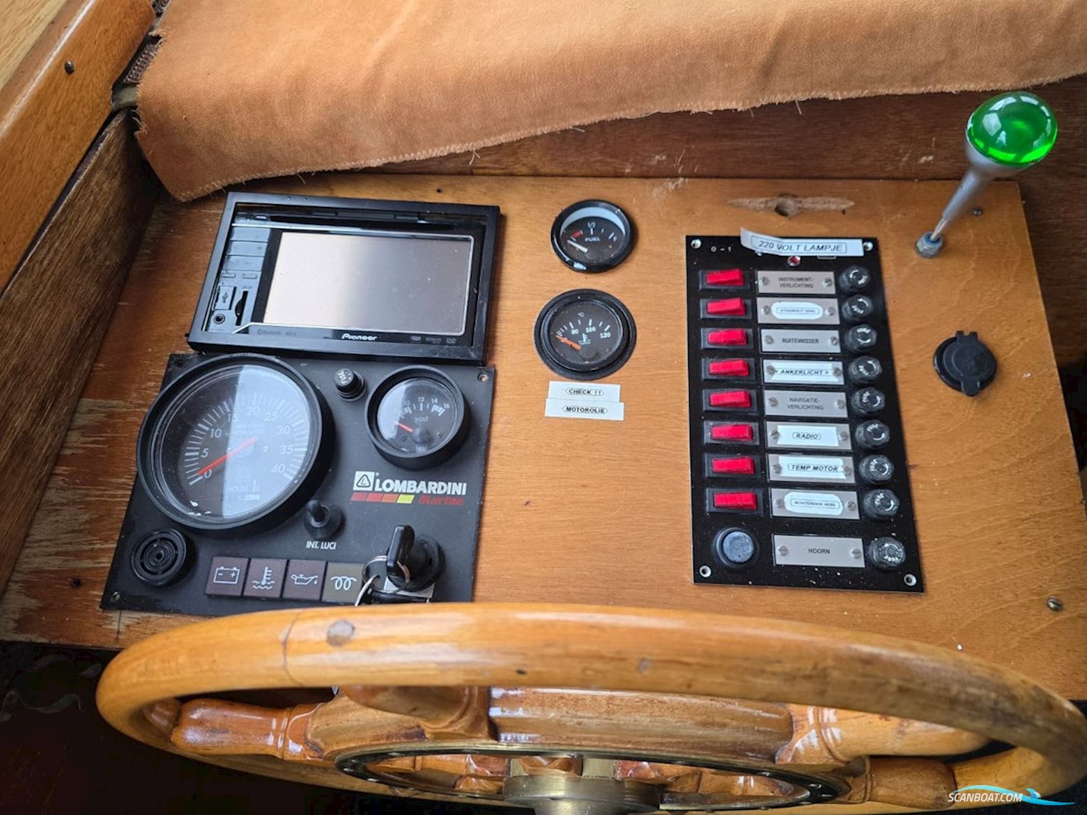 Motorjacht Lovely  985 OK