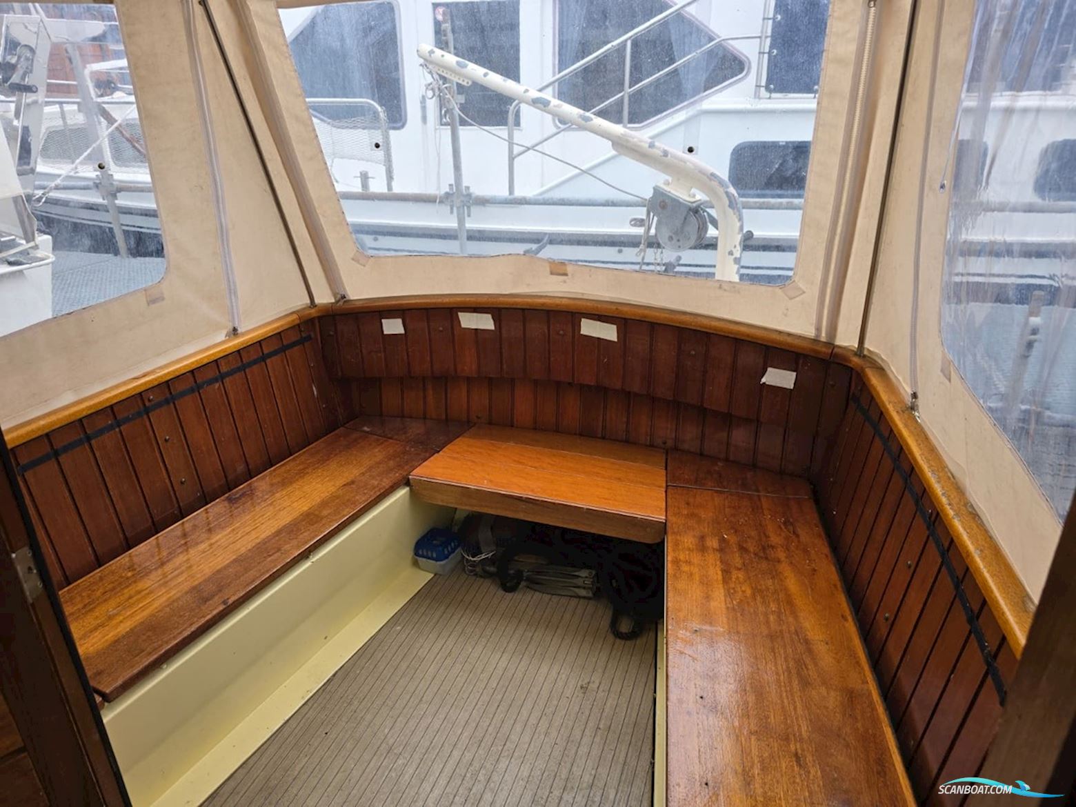 Motorjacht Lovely 985 OK