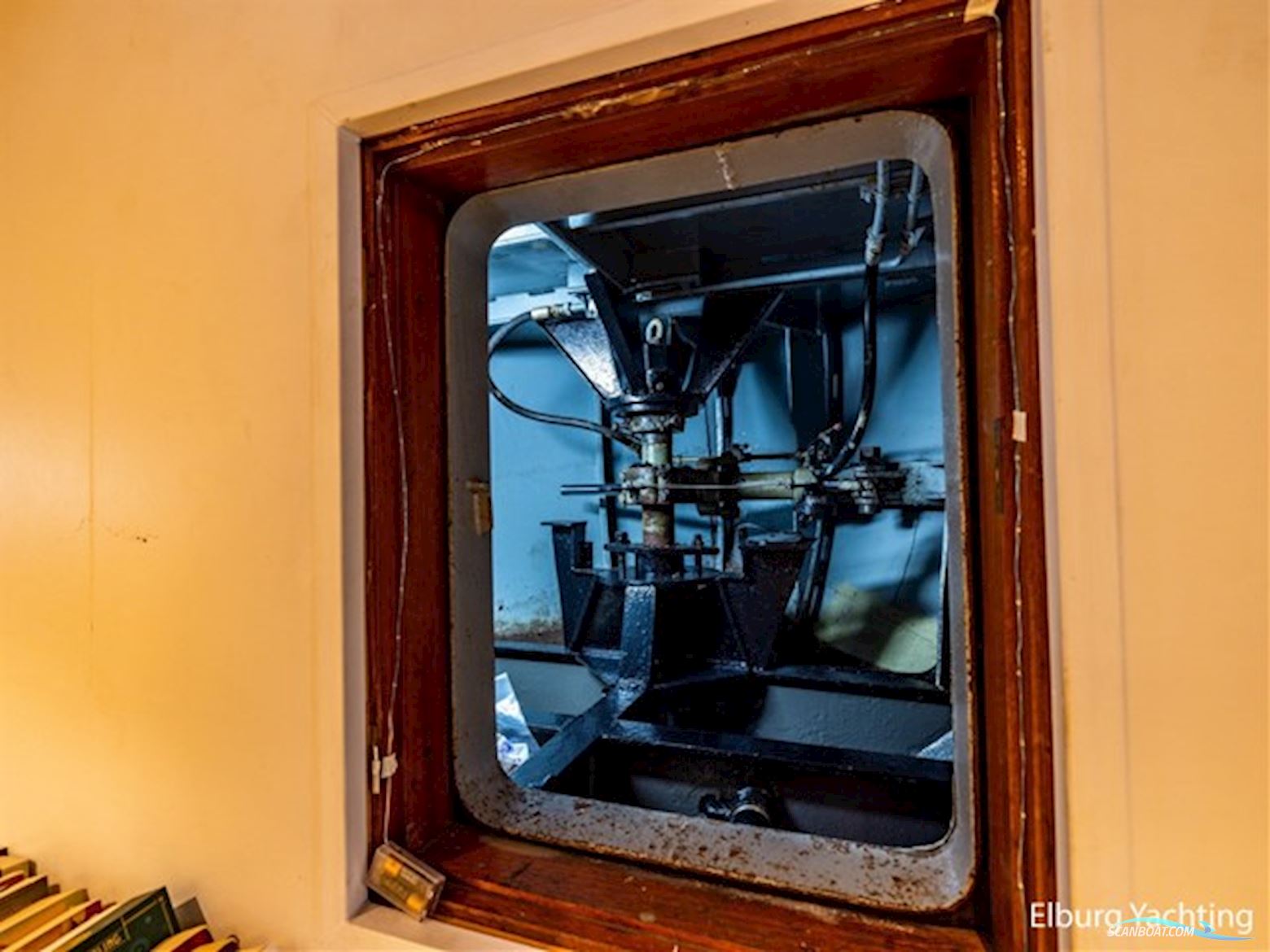 Motoryacht Cape Heima  - Wonen op het water 