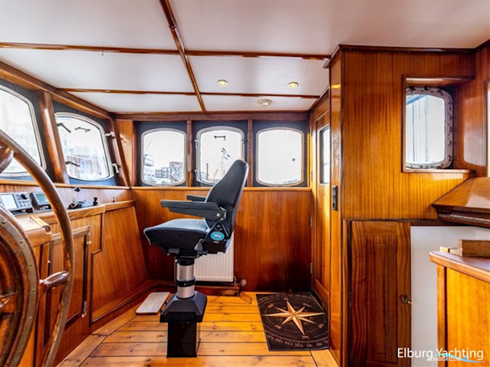 Motoryacht Cape Heima  - Wonen op het water 
