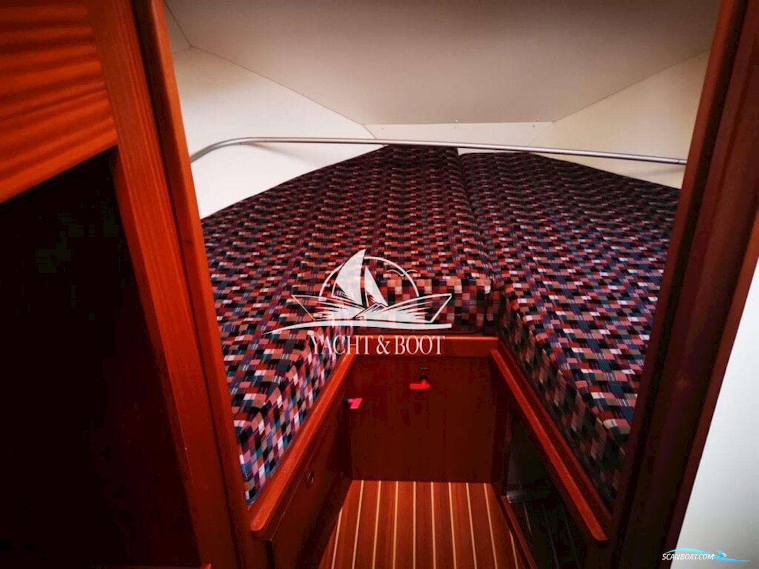 Müritz-Yacht Management Aquilla 900 Traveller