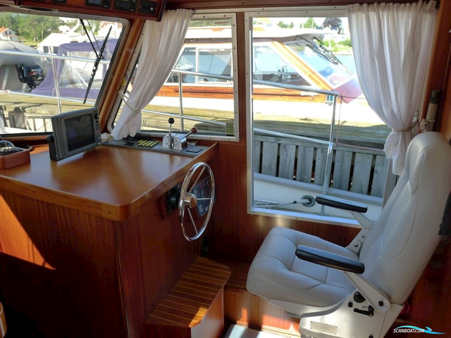 Najad Trawler 37 Flyb.