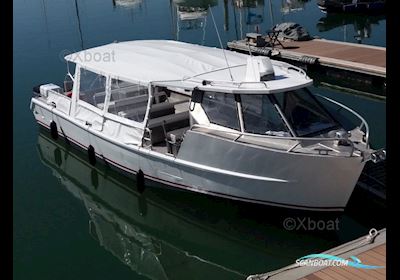 NAVALU BATEAU PROMENADE TAXI NUC Motorboot 2019, mit MERCURY motor, Frankreich