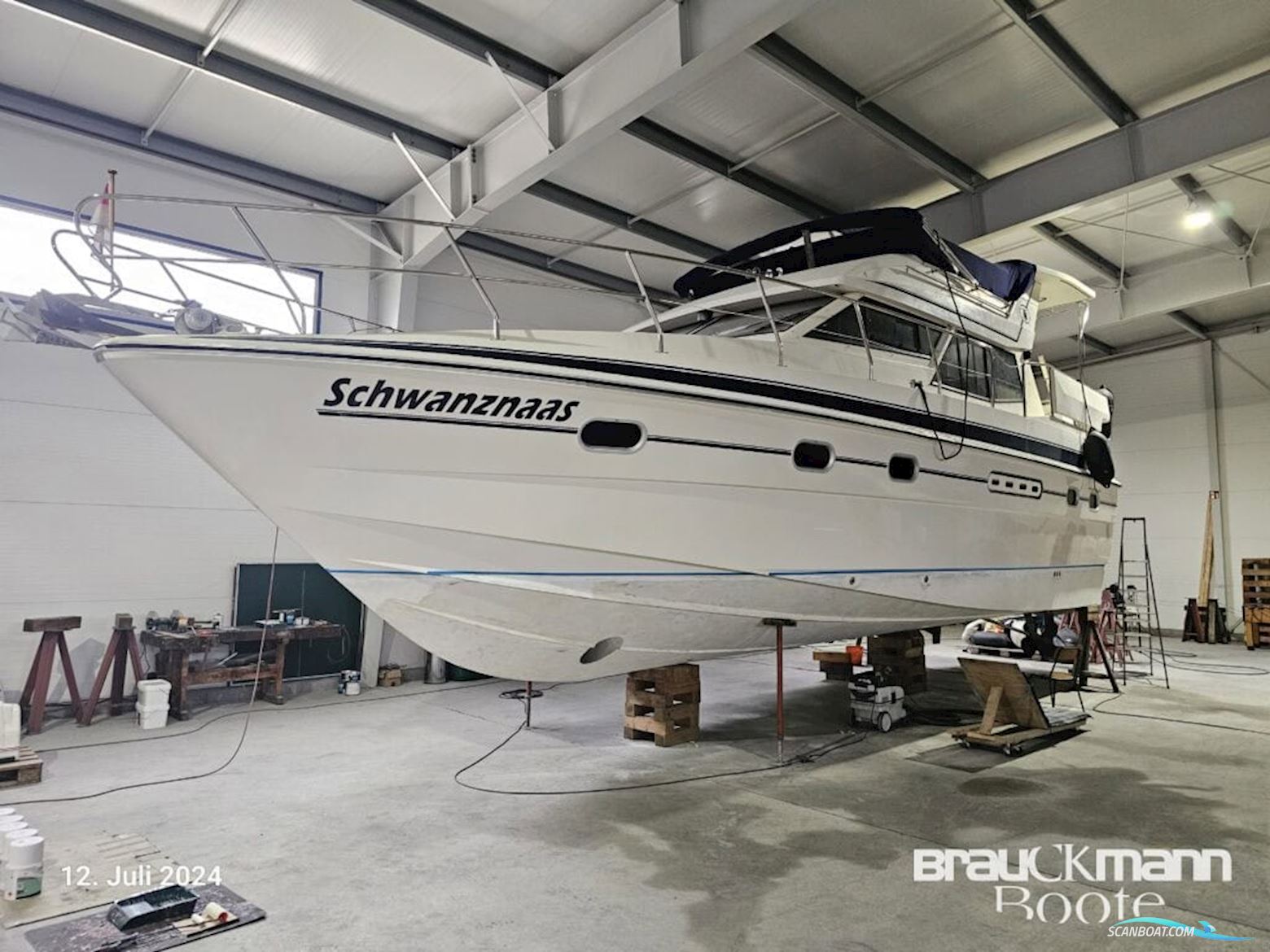 Neptuns (NL) Neptuns (NL) 129 AK Fly